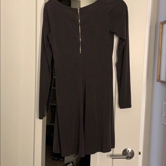 Grey long sleeve dress - Picture 3 of 3